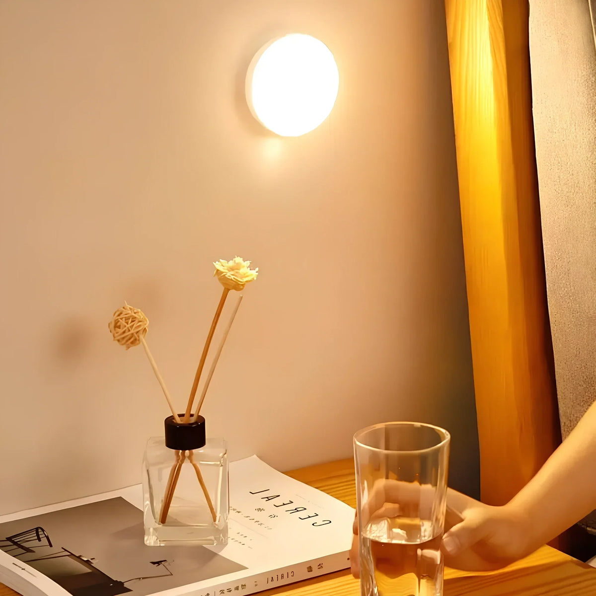 Rechargeable Wireless LED Motion Sensor Light 'EasyBeam' – Cabinet & Wardrobe Light