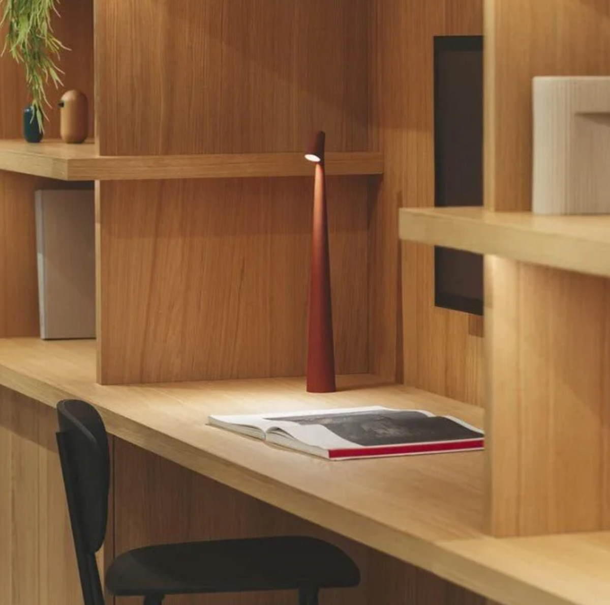 LED Table Lamp 'NordicElegance' – Cordless Rechargeable Bedside Light, 3-Way Dimmable Touch Desk & Reading Lamp